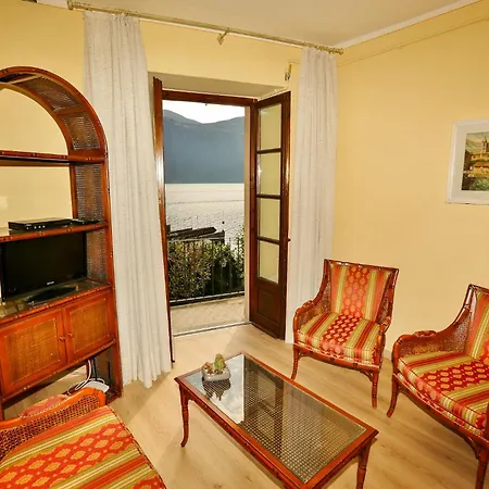 Castello Apartment Cannobio